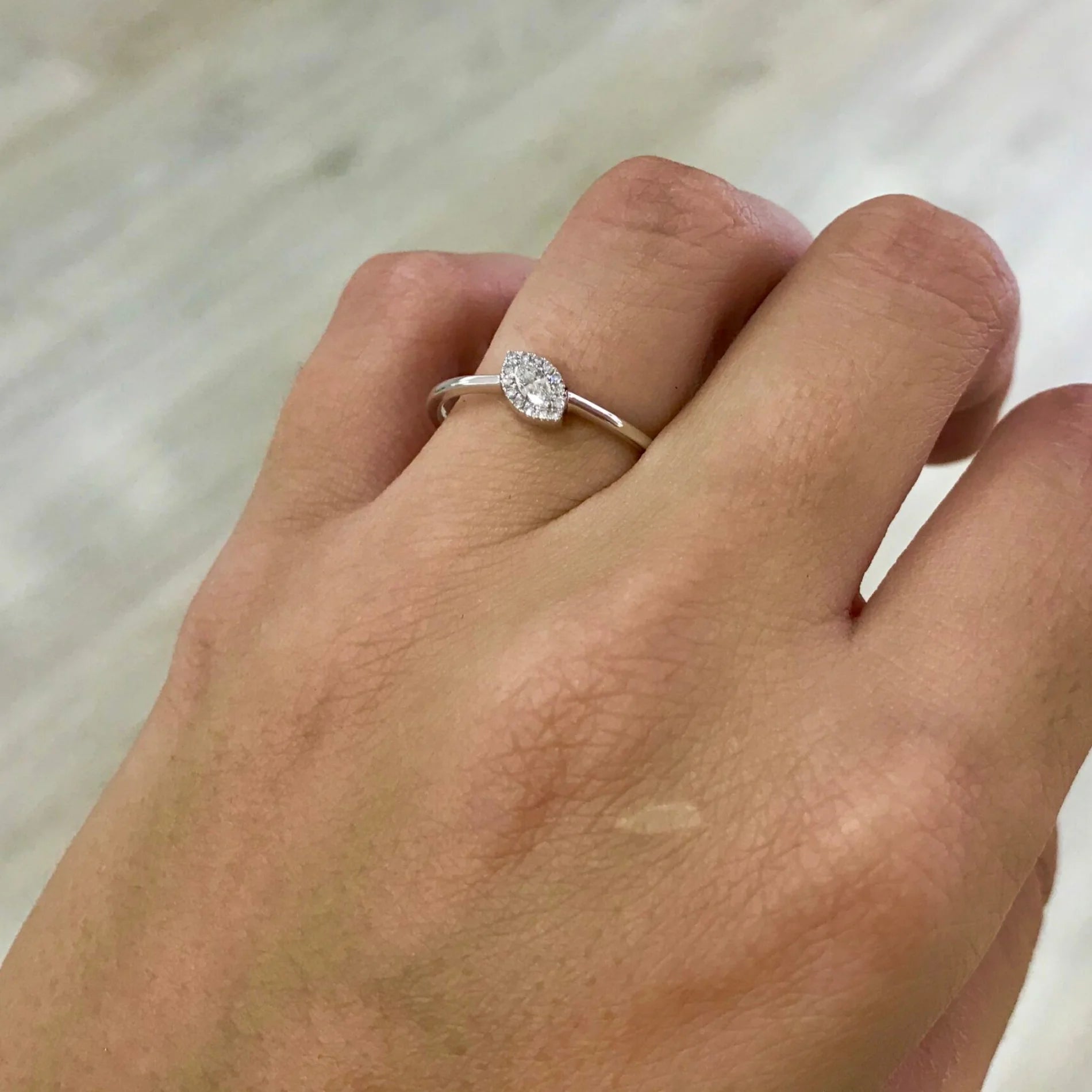 Anillo Compromiso Diamantes Oro Blanco NAVETTE para Mujer