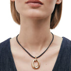 Colgante para Mujer Oval Volumen Dual Oro 18 K