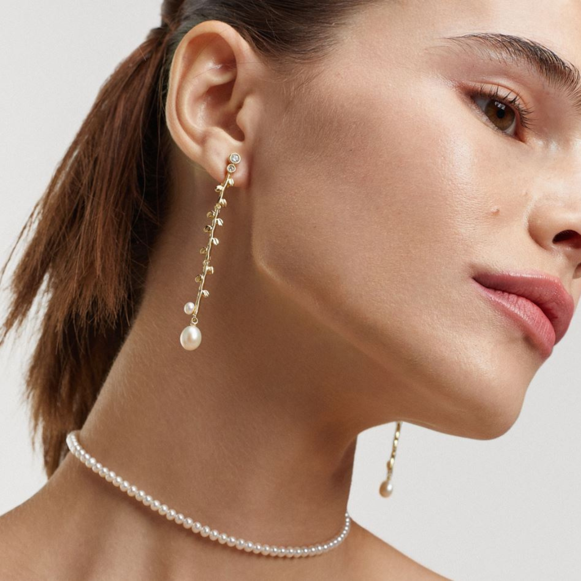 Pendientes para Mujer de plata largos hiedra con perla Marina Garcia